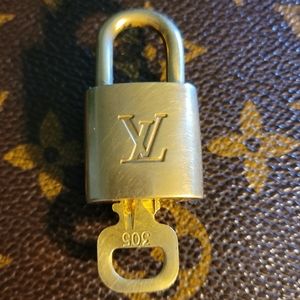 Authentic Louis Vuitton brass lock & key #305